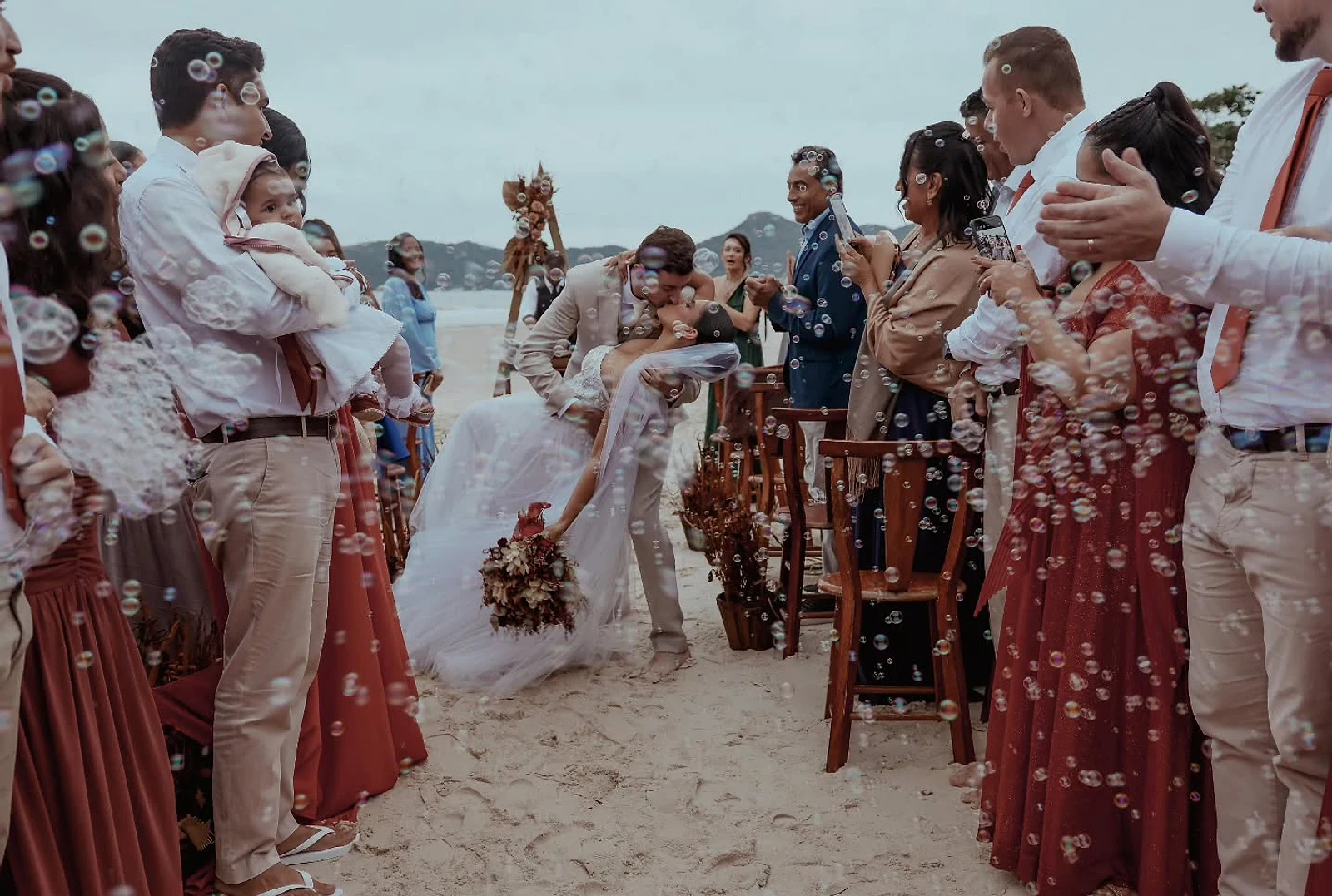 Macuco Restaurante & Eventos — Praia de Canto Grande, Bombinhas