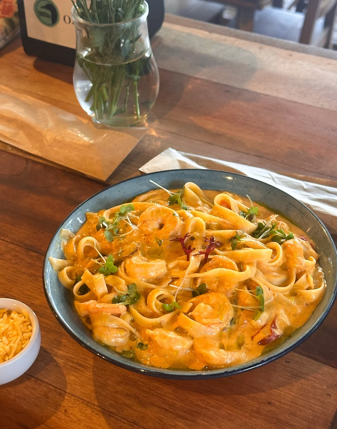 Filé de peixe ao molho toscana